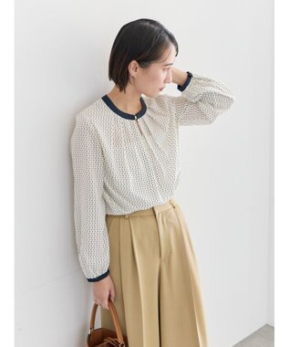 Te chichi スクエアチャームフロントタックブラウス キナリ