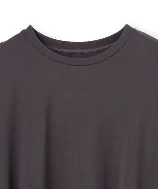 UNFILO 【一部店舗限定カラー】BEAUTY FORM-T フレアTシャツ チャコール