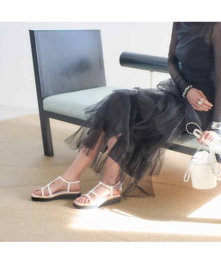 MODE ET JACOMO <carino>厚底Tストラップサンダル ホワイト