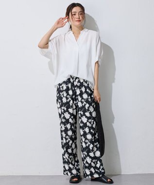 ANY 【新色追加】スキッパーネック袖タックブラウス オフ