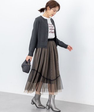 組曲 L 【加藤ローサさん着用】プリントロング Tシャツ ロゴホワイト系