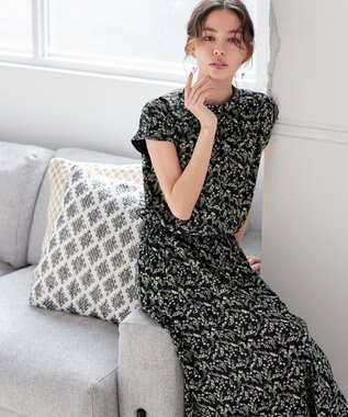 Tiaclasse 【洗える】花柄フレンチスリーブワンピース ブラック