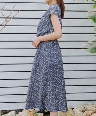 Tiaclasse 【洗える】花柄フレンチスリーブワンピース ブルー