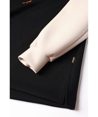 DAKS CULLNI for DAKS ロゴプルオーバーフーディ オフホワイト