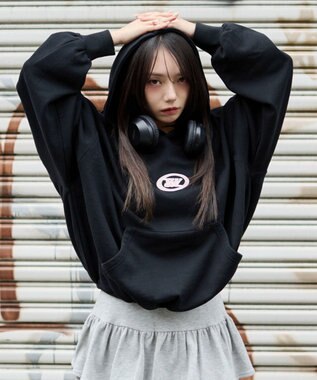 WEGO 【ユニセックス着用ITEM/裏起毛】バルーンクロップドグラフィックプルパーカー ブラック