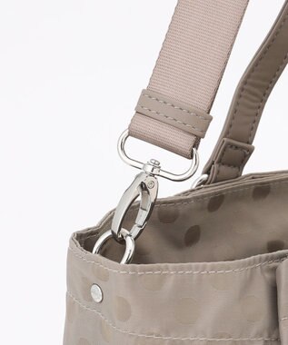 Y'SACCS ドットジャガードポーチ付きトートバッグ ライトグレー