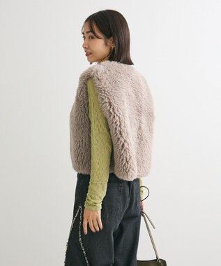Green Parks ・ＥＬＥＮＣＡＲＥ　ＤＵＥ　シープファーショートベスト Gray Beige