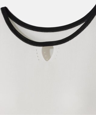 GRACE CONTINENTAL ラインニットノースリーブ ホワイト