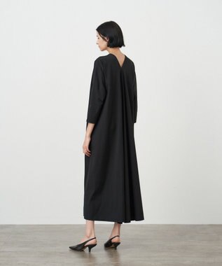 ATON STRETCH BROAD | Vネックドレス BLACK