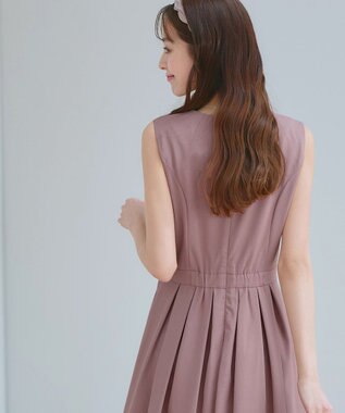 Tiaclasse L 【2TYPEスリーブ/半袖・ノースリーブ・洗える】タックフレアワンピース ノースリーブ：ピンク