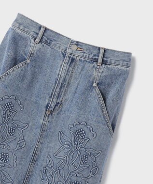 GRACE CONTINENTAL エンボスデニムスカート ブルー