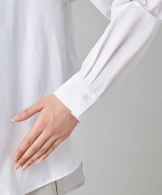 Chacott EasyCare+ノーカラーシャツ ホワイト