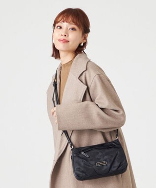 LA BAGAGERIE シャドージャカード ショルダーバッグ ブラック