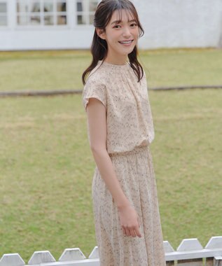 Tiaclasse 【洗える】花柄フレンチスリーブワンピース アイボリー