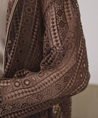 AMERICAN HOLIC 【先行予約】幾何学レースフードシャツ Brown