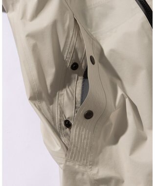 JOSEPH ABBOUD MOUNTAIN 【軽量/撥水/防風/透湿防水素材/JAPANファブリック/男女兼用】　　マウンテンシェルパーカーコート アイボリー系