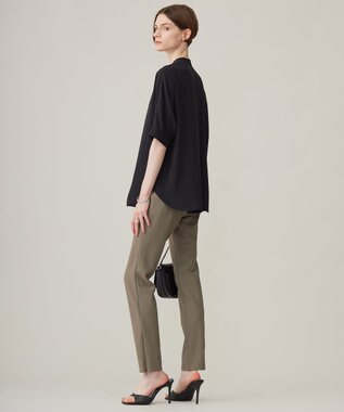 ICB 【新色追加・接触冷感・UVケア・速乾・洗える】BackSatinAmunzen 5分袖バンドカラーブラウス ブラック×フォーン配色系