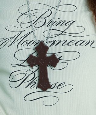 WEGO 【ユニセックス着用ITEM】MPUエンボスロゴクロスネックレス ブラウン