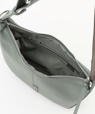 Y'SACCS ハーフムーンボディショルダーバッグ グリーン