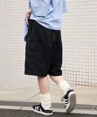 WEGO 【撥水/速乾/ウエストゴム/ユニセックス着用ITEM/MLサイズ展開】ナイロンイージーバギーカーゴショーツ ブラック