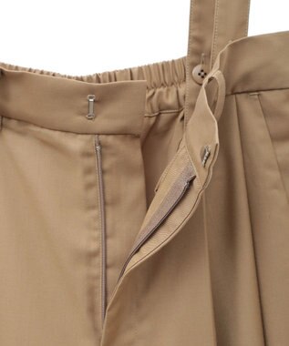 Green Parks サスペンダー付タックパンツ Beige
