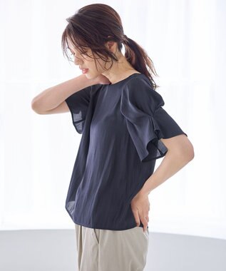ANY マットサテン袖タックブラウス ネイビー