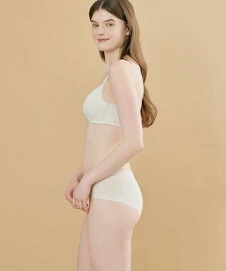 une nana cool 【ノンワイヤーブラ】ぷっくり上胸と背中すっきり BRAGENIC シンプル BE