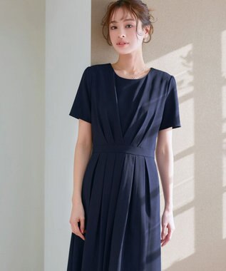 Tiaclasse L 【2TYPEスリーブ/半袖・ノースリーブ・洗える】タックフレアワンピース 半袖：ネイビー