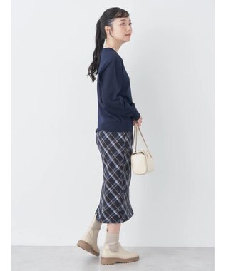 earth music&ecology バックボタンクルーネックニットプルオーバー Navy