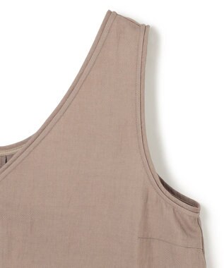 uncrave ドレープツイル Vネックトップス トープ（佐藤晴美さん着用）