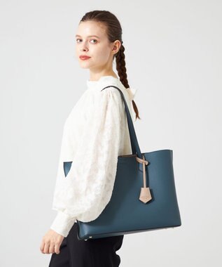 LA BAGAGERIE 【MONICA】バイカラーA4トート ネイビー