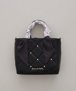Maison de FLEUR スカーフ付きパールキルティングトートバッグ Black