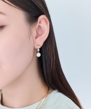 Phoebe 【痛くないシリーズ/金属アレルギー対応】ルナドロップパールライトフィットイヤリング　ゴールド ゴールド