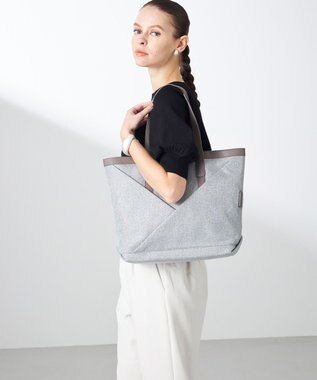 Y'SACCS リネンライク　イニシャルトート　Mサイズ ライトグレー