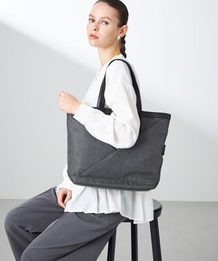 Y'SACCS リネンライク　イニシャルトート　Mサイズ ブラック