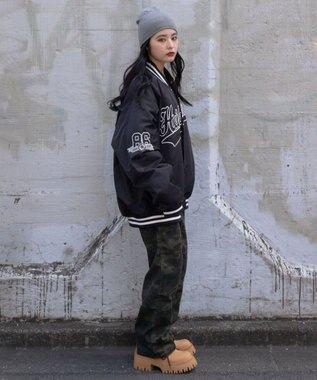 WEGO 【ユニセックス着用ITEM】グラフィックパファースタジャン ブラック