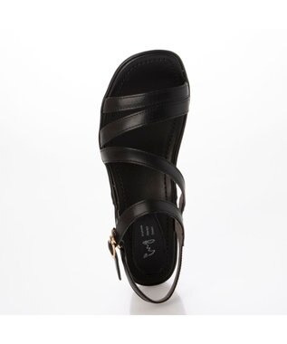 ing <ing>【サスティナブル】レザーストラップサンダル ブラック