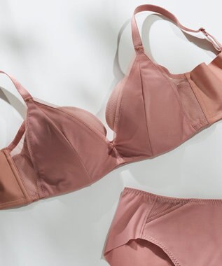 une nana cool 【脇高で背中スムージングブラジャー】さあわたし シンプル コーラル