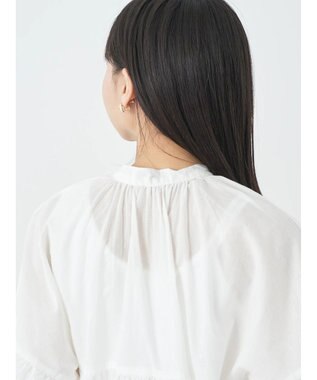 earth music&ecology コットンボイルボリュームブラウス Off White