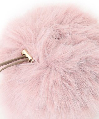 23区 【見上愛さん着用】フェイクファー チャーム バッグ ピンク系