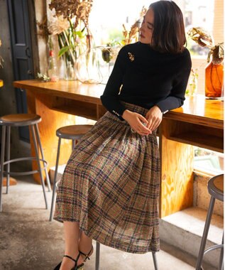 組曲 L 【WEB限定】ELENAオフショル風 ニットプルオーバー ブラック系