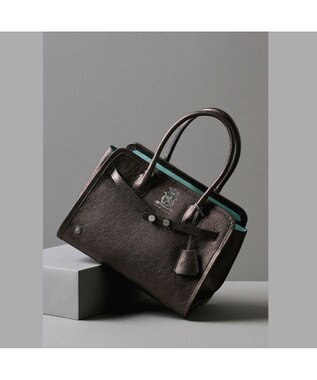 A.D.M.J. 【牛革】メタリックレザー/ヘリ巻きベルトトートM(Dカン+) グラファイト