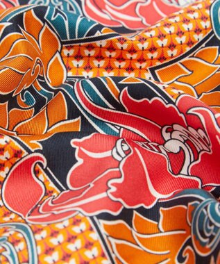 LIBERTY. アルファベット ピューター・ポピー R 45x45 シルク スカーフ マスタード