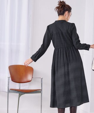 Tiaclasse 【洗える】バンドカラーチェック柄シャツワンピース チャコールグレー