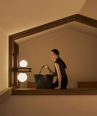 MIYABIYA LAQUOH【撥水加工】篭目柄エンボスボンディングトートL