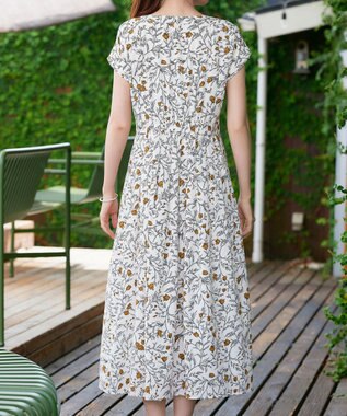 Tiaclasse L 【洗える】リーフフラワー柄ワンピース オフホワイト