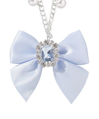 Maison de FLEUR ブルーマニアビジューリボンチャーム Grayish Blue