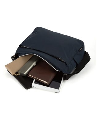 ACE BAGS & LUGGAGE ACE アリッサム ショルダーバッグ 17691 ネイビー