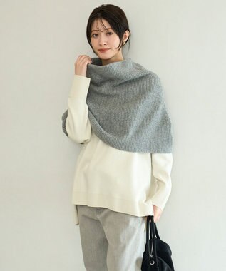 UNFILO 【WEB/一部店舗限定】ふわふわニット ケープスヌード グレー