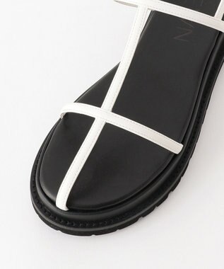 23区 【STORY7月号掲載】HEWN Tストラップ サンダル ホワイト系